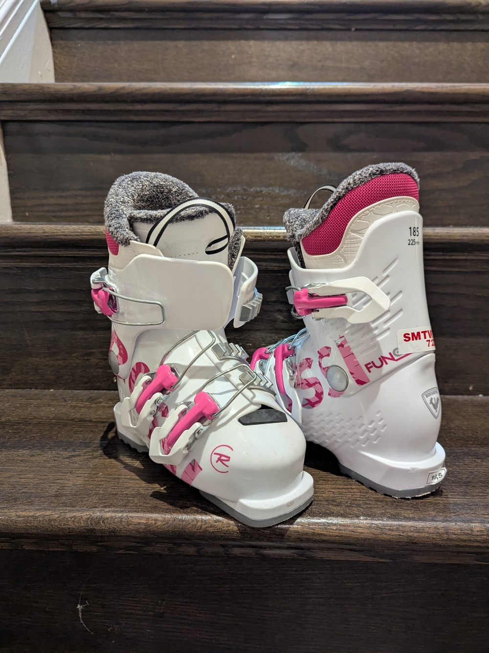 Rossignol Kids Ski Boots Size 185